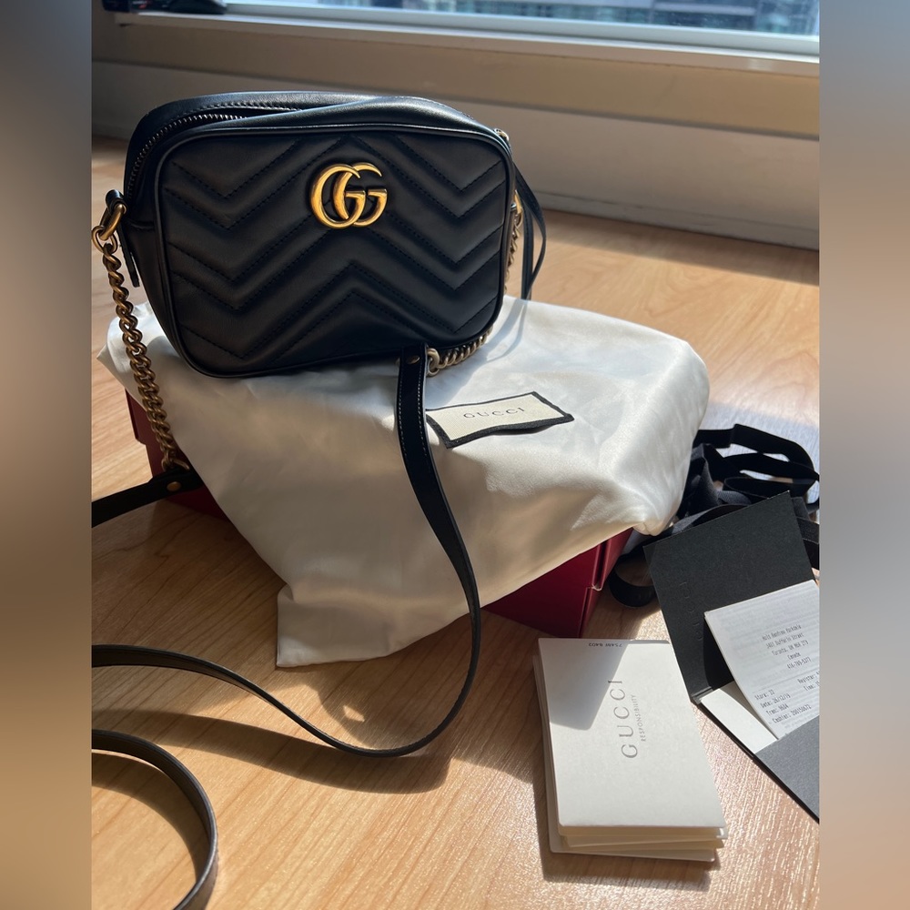 GUCCI MARMONT MINI SHOULDER BAG